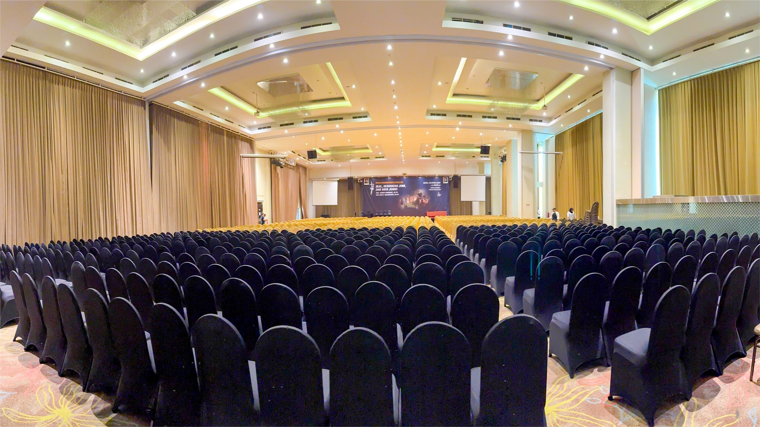 Seminar at Akasia Ballroom