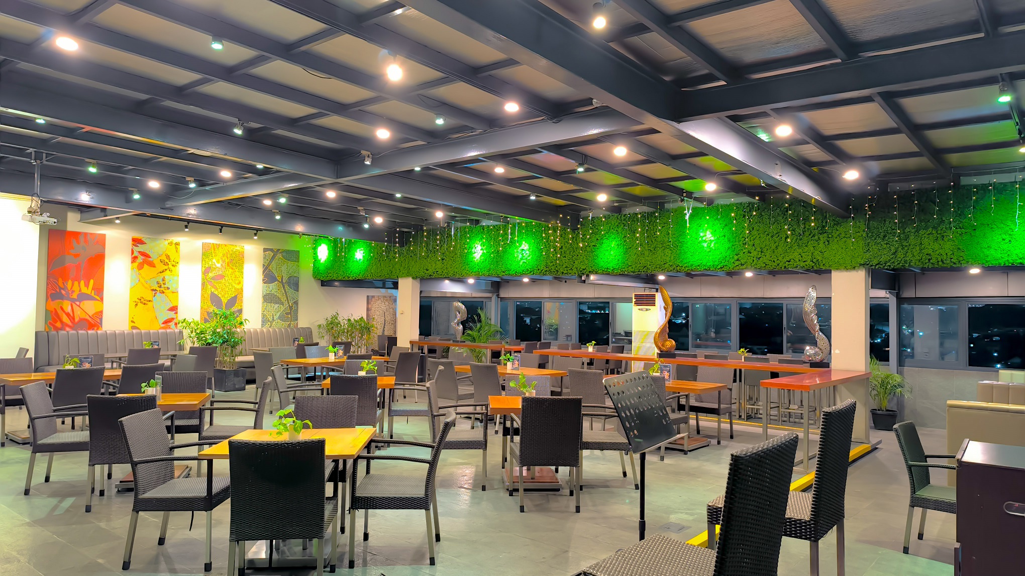 new 3 (3 of 5) - web savana